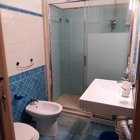 Luna Blu Карбония